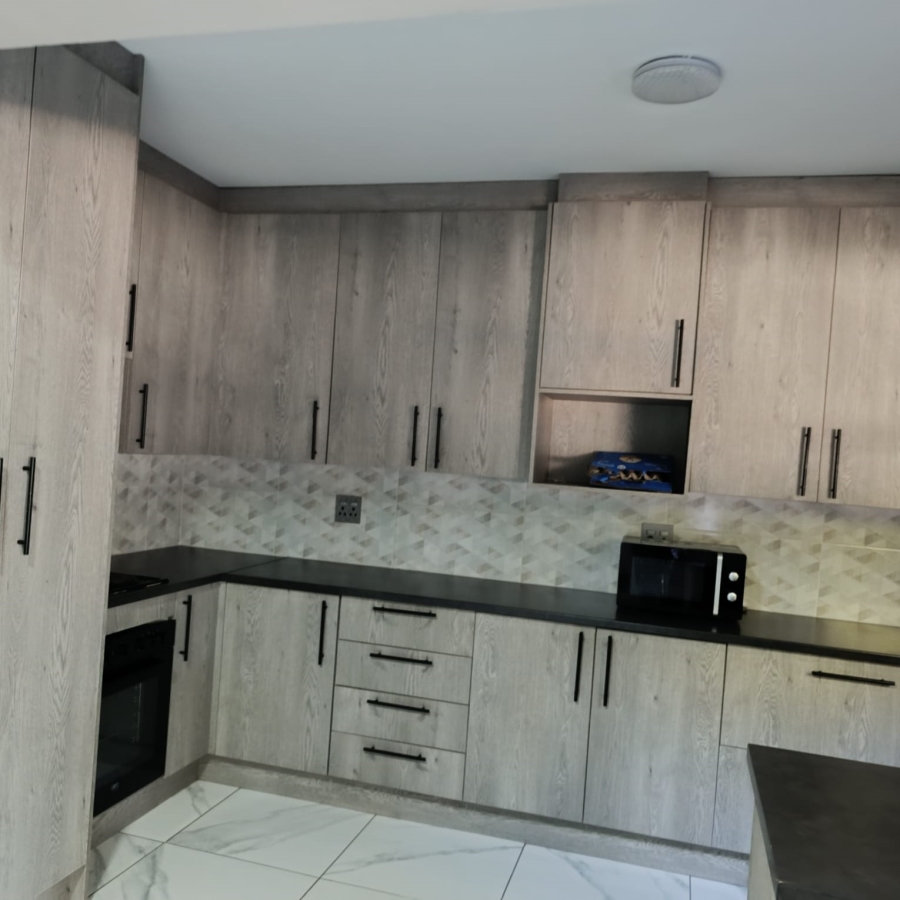 6 Bedroom Property for Sale in Sasolburg Ext 5 Free State